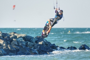 Kitesurfing in Dubai, UAE