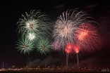 uae-dubai-fireworks-40thousandkm-216125-2